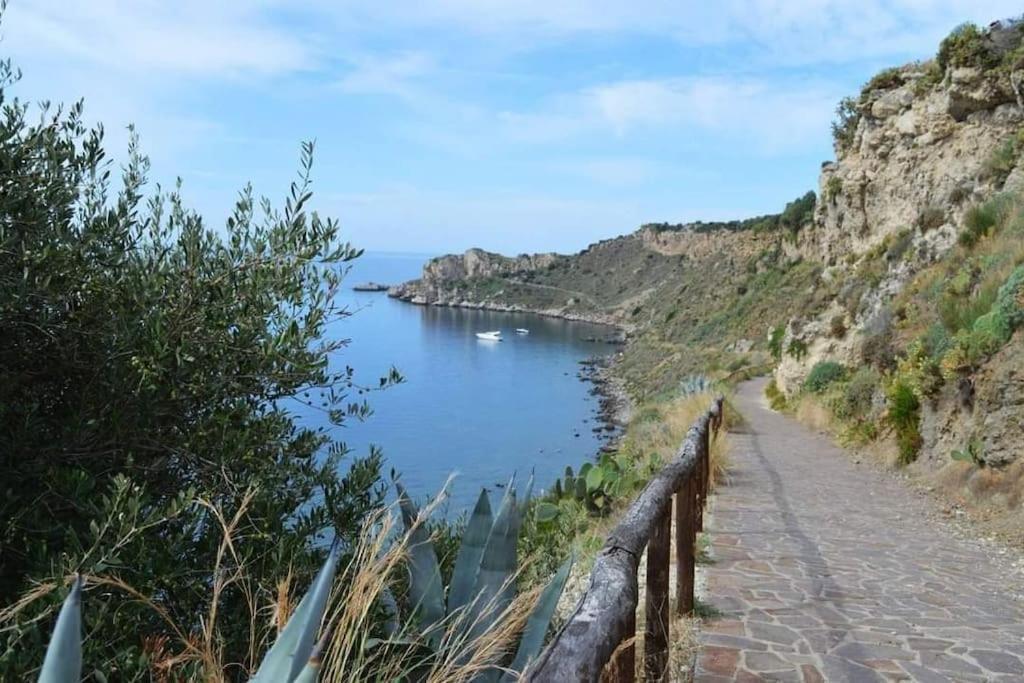 Casa Vacanze Il Nido - 4 Stelle 米拉佐 外观 照片